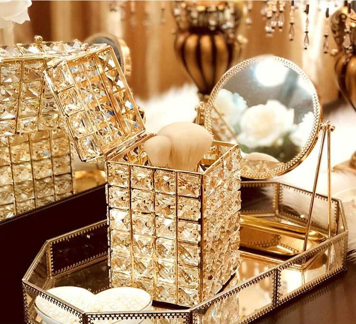 European Luxury Golden Crystal Dressing Table Makeup Brush Organizer Pen Holder With Lid Eyebrow Pencil Square Storage Box Holder