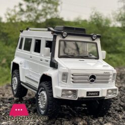 1:24 Unimog U5000 Alloy Car Model Diecast & Metal SUV Toy Car Model Simulation Sound Light Kids Collection Gift