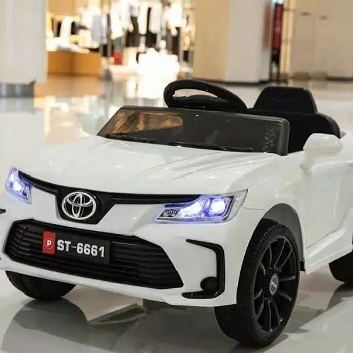 Kids Ride On Car Electric TOYOTA COROLLA ALTIS Parent Remote Control & MP3 Electric Ride on Car for 2 -8 Years Kids