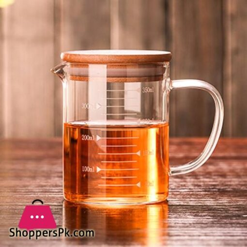 Techmanistan Measuring Glass Jug with Handle Wooden Lid Glass Measuring Jug Glass Measuring Cup with Scale Measure