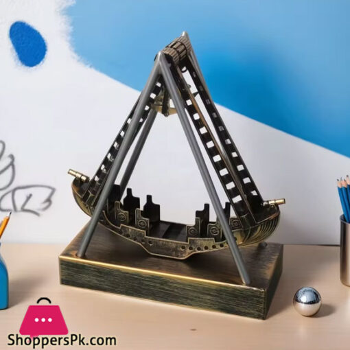 Pirate Ship Shape Perpetual Motion Ornaments