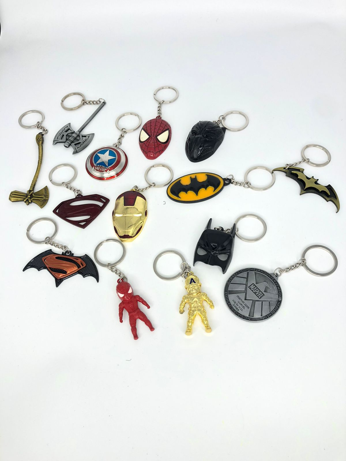 Metal Marvel Avengers Herois Keychain - 1 Piece 4 Metal Marvel Avengers Herois Keychain - 1 Piece