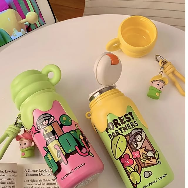 Key Boy Water Bottle Cute Thermos Cup 550ML