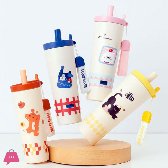 Kids Cartoon Straw Tumbler – 800ml