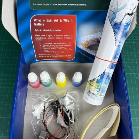 KIDNOVATORS SPIN ART MACHINE