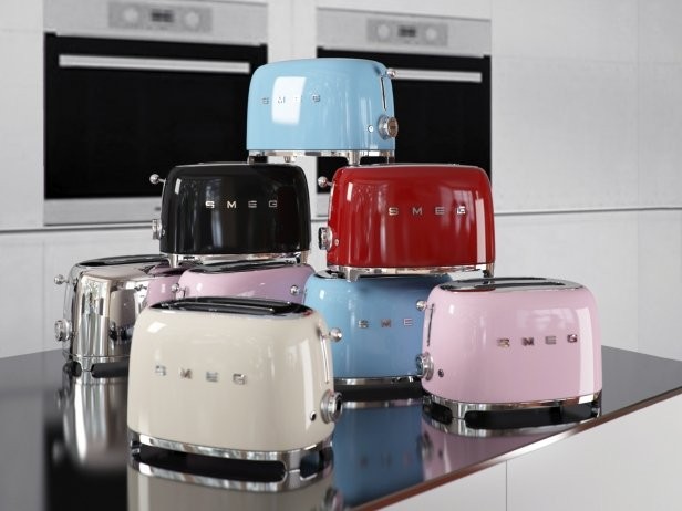 smeg-retro-toaster-machine-2-slice