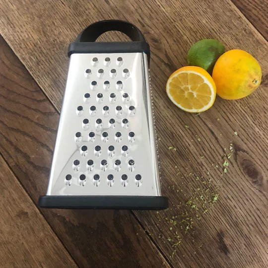 cook-style-stainless-steel-four-sided-grater-non-slip