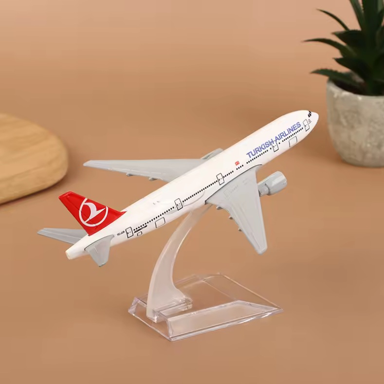 Diecast Airplane Turkish Airlines B777 Model 16cm 1:400 Metal Aircraft Model Toy