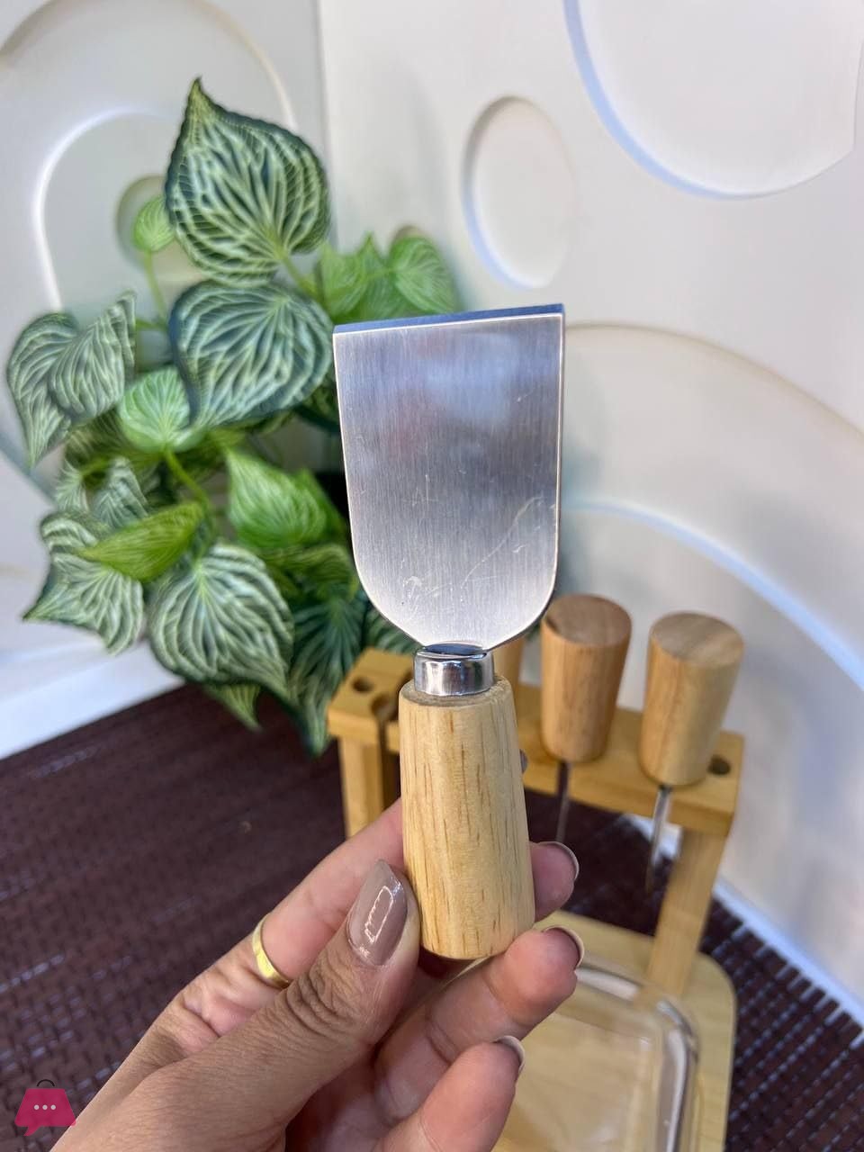wooden-butter-set-holder-glass-lid-4-knives-of-different-shapes