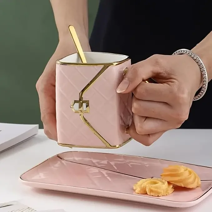 1 bag shaped dessert ceramic cup with spoon and saucer set breakfast coffee mug and plate set handheld for office home coffee tea hot chocolate and latte Product details 3