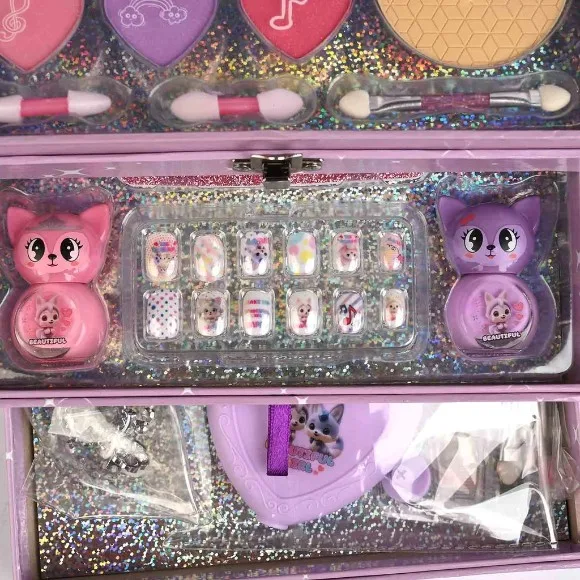 Girls Cosmetic Family Storage Box Nail Art Makeup Set