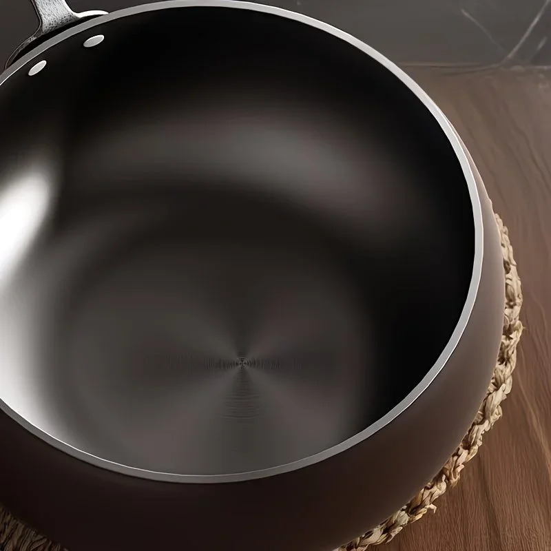 handmade traditional iron pot with large belly surface non stick no coating splash proof from Product details 9