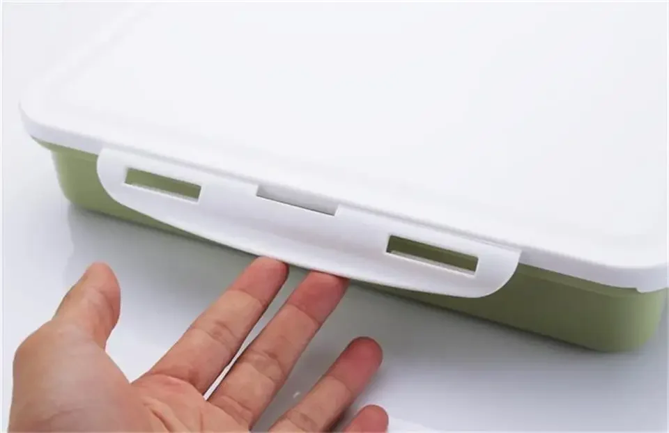 LUNCH BOX (1)