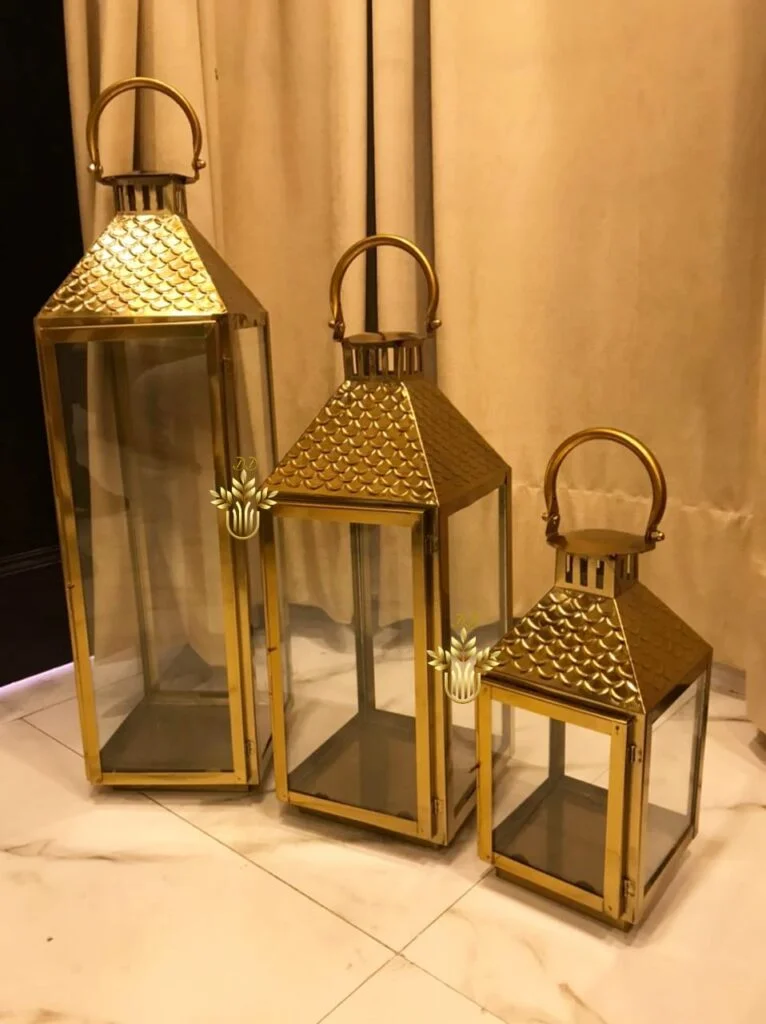 Set of 3 lanterns