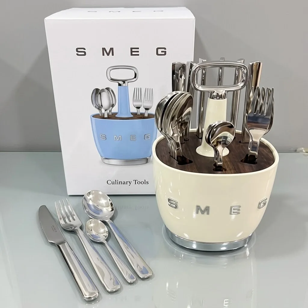 SMEG Caddy Cutlery Holder - Retro Style & Perfect for Organizing Your Utensils