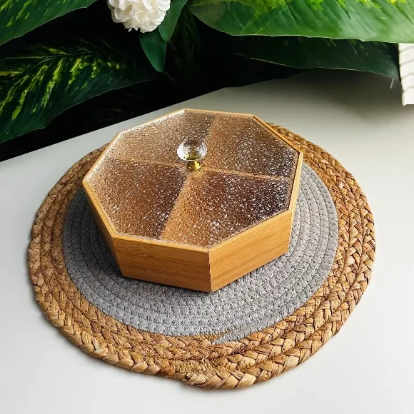 Bamboo Octagonal Divided Serving Tray With Textured Transparent Lid